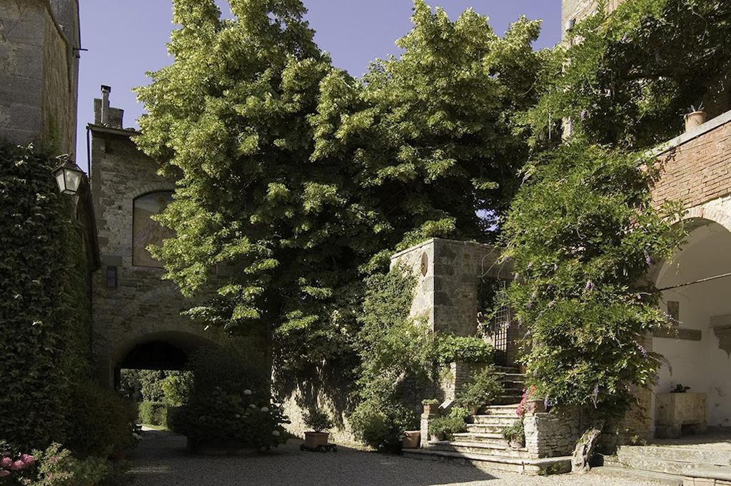 Castello Di Montalto Aparthotel Castelnuovo Berardenga Eksteriør bilde